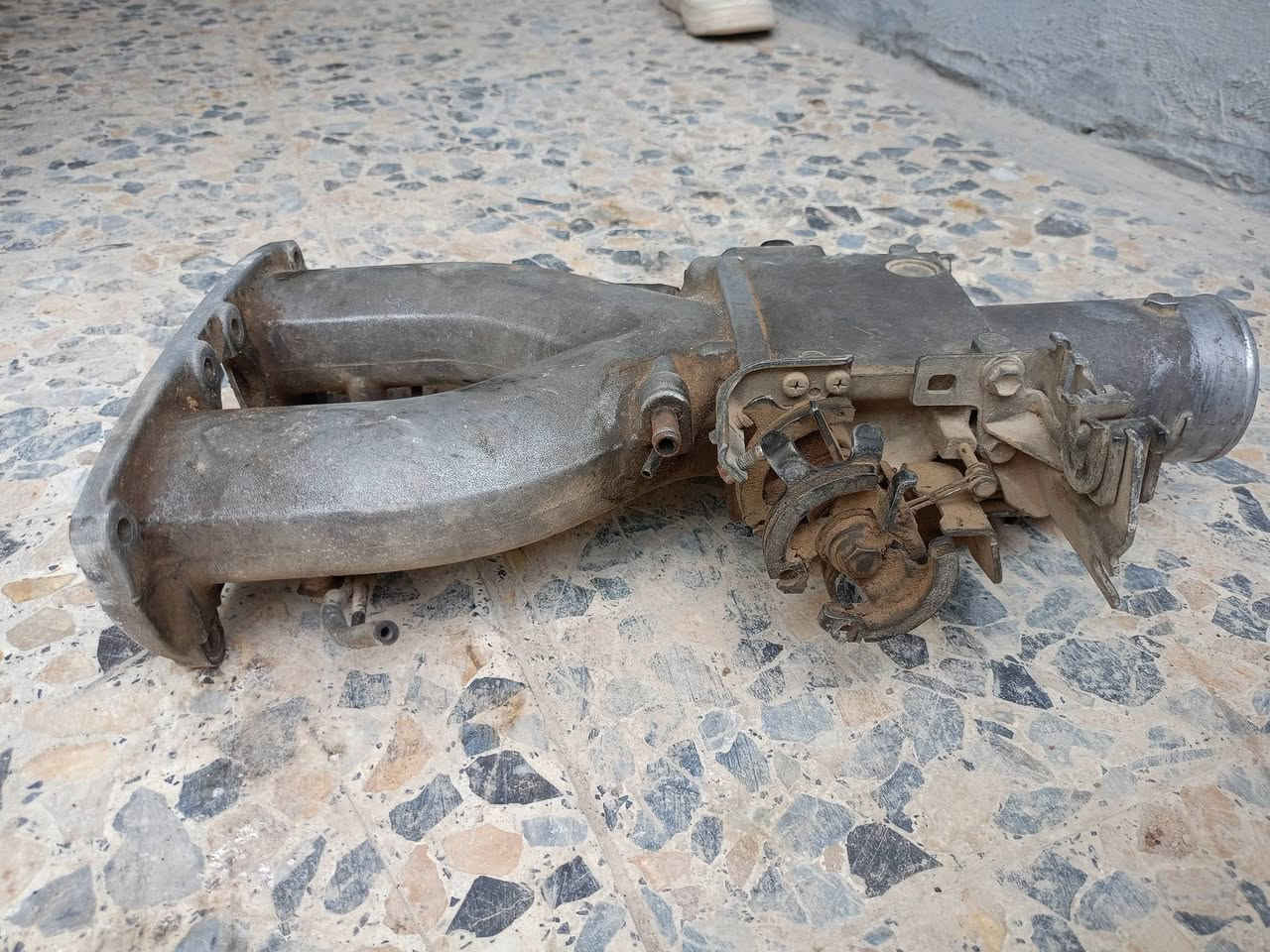 مال بطه 2500 سعرها 40مكاني النجف ***********
