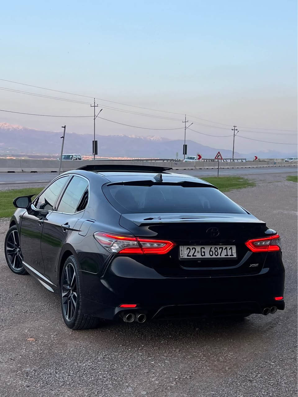 Camry 2019 XSE 
ره شى قه تران  (بى سبوخ بى پارجه گوان بي پارچه كرانه وه و بى شوخت ته نها يك بستى PDR) باقى هه موو گيانى به شه رتى هه مو شت زور خاوينه مالى دوسته  فول مواسه فات مواسه فتى روسيه (ناو كريمى  و  شاشه گه وره ناو داش بول و ژير ده رگاكانى ليد به سمه و پانو را ماو هه ردوك كوشنى كاره بايى و كوشن هيته ر و موبايل شه حن و لا يت ليد وبه گلايت ليد و رادار و خه تى جا ده و ئاوينه ئيشاره  و ويلى ١٩ تايه ى تازه م بوكريوه ٧ روژ ده بى  زور مواسه فاتى تر ) ٨٠ مايل روشتوه 
 ژماره مووبايل( *********** ) واتس اپ  و ڤايبر نرخى رانية, السليمانية
