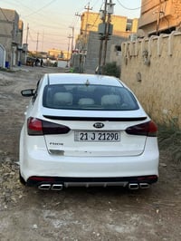 موديل ٢٠١٧ حادث جاملغ وبنيد  ايرباكات سليمه  كير ايي تي    سياره كامله...