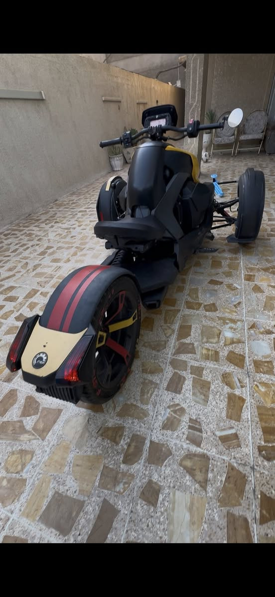 نوع CAN AM RYKER 900 2023
محرك 900CC كير اوتماتيك دراجه جديده ونضيفه تايرات ودهن
وفلاتر كله جديد بدون ارقام للاستفسار ***********
