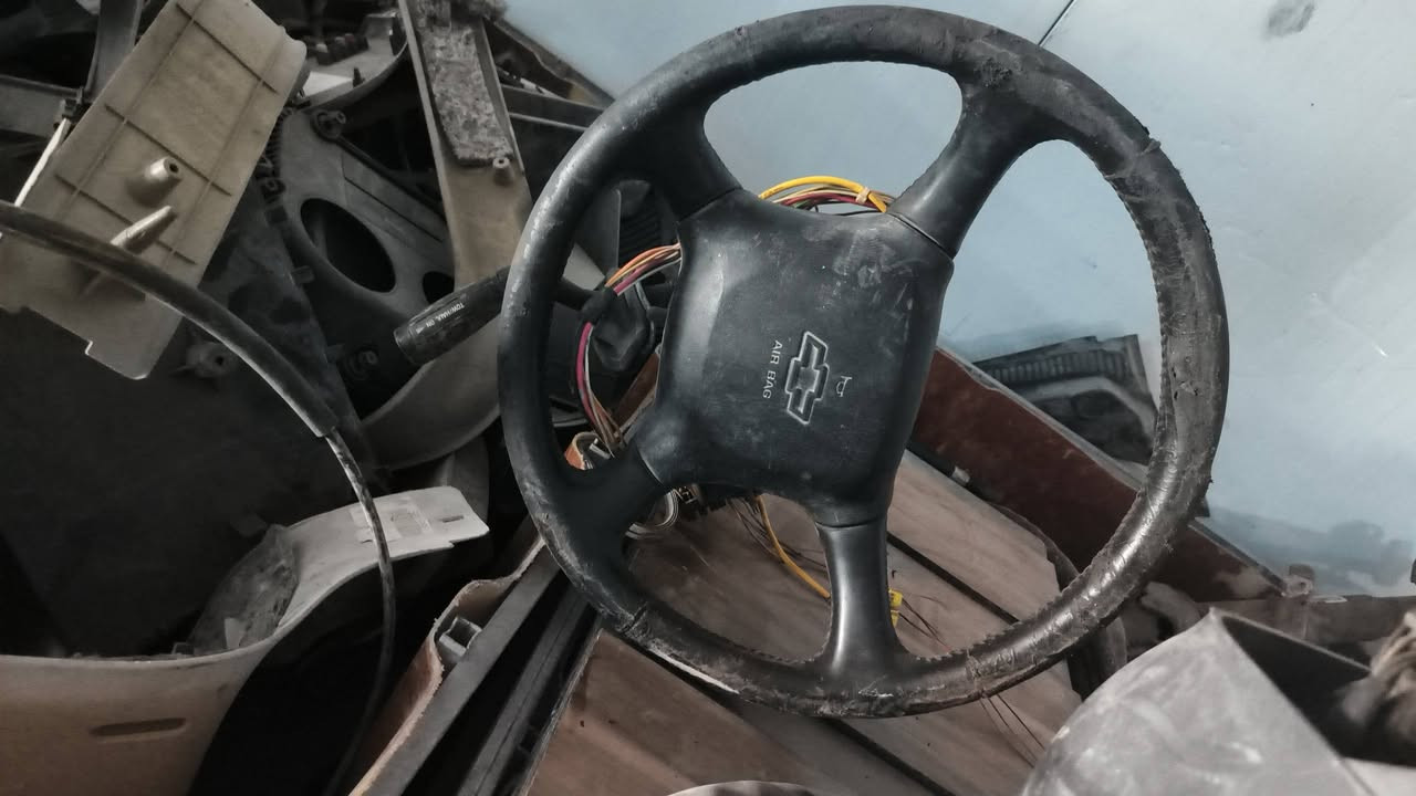 السلام عليكم متوفر قطع غيار بانواعها كل مايخص تاهو جمسي يوكن وسوبربان سعر 150 الستيرن الكامل متوفر واتساب الرقم ***********
