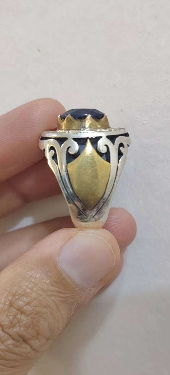 زفير قياس الخاتم ٢٣ يوجد توصيل بيع فقط بدون مراوس


**إذا كنت صاحب هذا الإعلان وتريد حذفه لأي سبب، رجاءا أرسل رسالة إلى الدعم الفني**