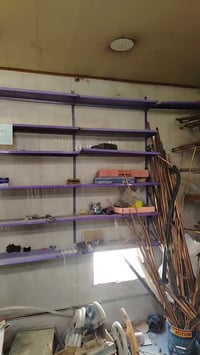 رفوف البيع  سعر قطعه 4000 الاتصال 07703487471 بغداد الكرخ