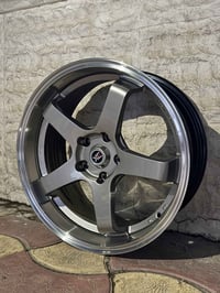 ويل كب  volk raceng حجم 18 جديد غير مستخدم   عنوان بغداد شارع فلسطين  ...