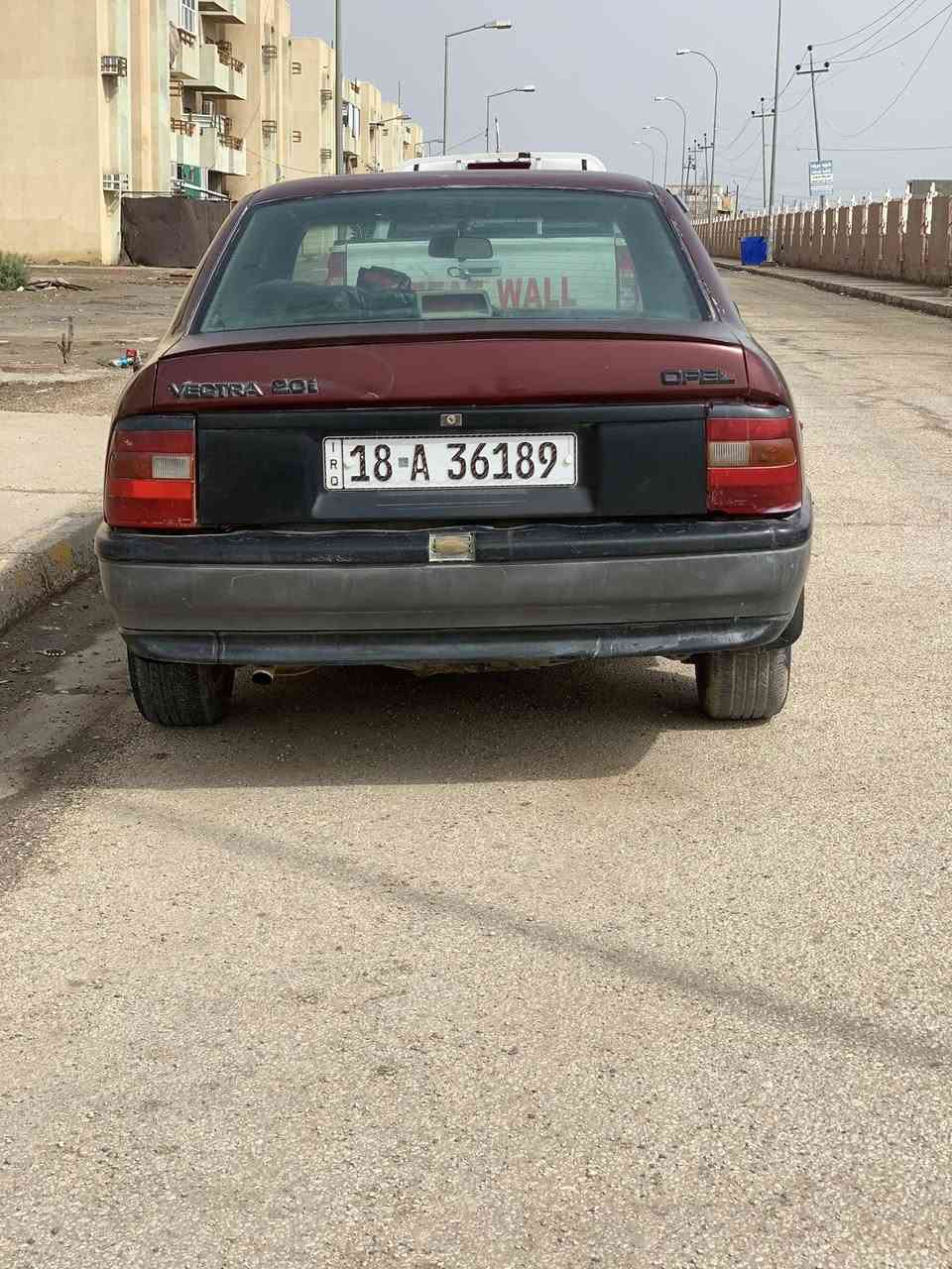 اوبل فكترا 92
سنويه لحد30بسمنه 
كير ومكينه وحداديه جيد جدا
تايرات جيد  الخلفيات نص عمر 
كهربائيات شغاله 
لايت زنون 
نواقصها بسيطه ماموكفتها 
سعر 27وبيها مجال بسيط 
متوازي ع بيعتها 
***********
