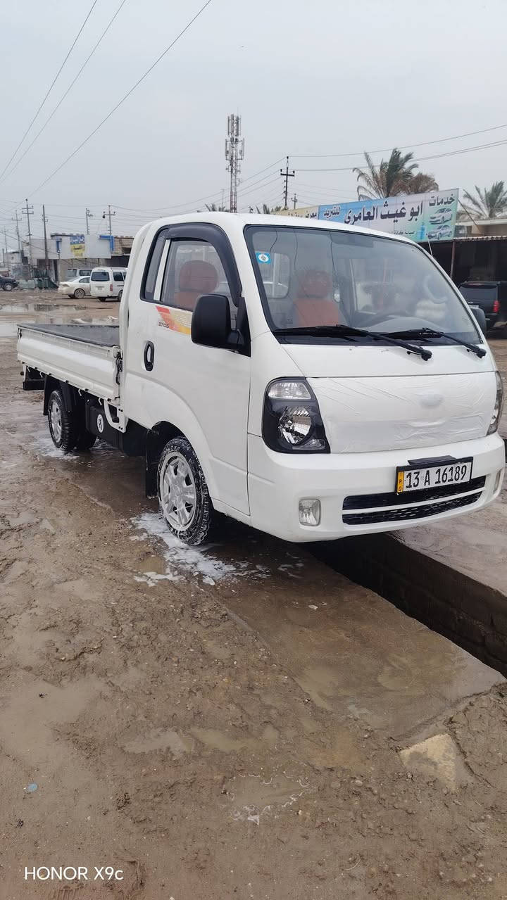 السلام عليكم شباب سياره كيه للبيع مديل 2016سياره مكفوله كفاله عامه لاضربه لا تبديل لاصبغ مكينه لاتنقيص ولا تبخير حداديه كير اكسل شاصي رقم شاصي تخم تايرات دوشمه رقم ميسان سنويه جديده مشروع وطني تحويل مباشر
مكان ناصريه سوك الشيوخ سعرها 110
وبيه مجال 
0787348818


**إذا كنت صاحب هذا الإعلان وتريد حذفه لأي سبب، رجاءا أرسل رسالة إلى الدعم الفني**