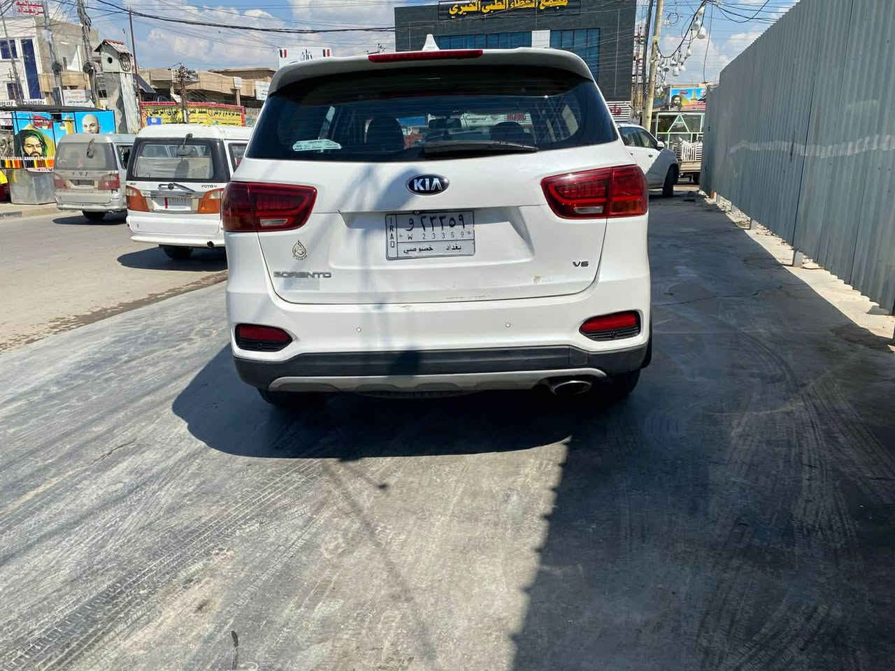 سلام عليكم
كيا سورنتو موديل ١٩ خليجيه ماشيه ٨٥على يدي من هيه زيرو سياره فول موصفات عدى لخمس كامرات فول لفول رقم بغداد بسمي عنوان بغداد الحسينيه *********** سعر ٢٥٠ وبيه مجال بغداد, العراق
