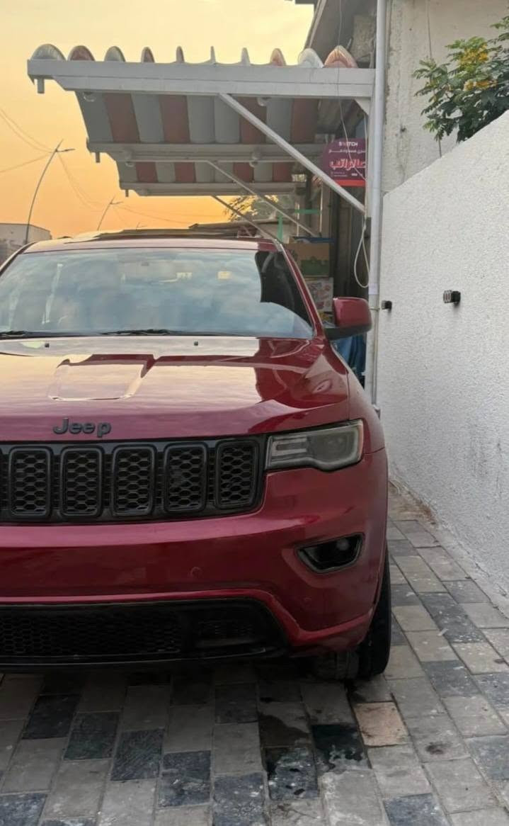 السلام عليكم للبيع جيب شيروكي مواصفات بلاك توب فول مواصفات فتحه تحكم ستيرن و شفتات كشنات جلد كهرباء تدفئه تبريد حساسات صندوق كهرباء رقم بصره انكليزي بسمي موديل 2015 معلايه 2018 مكينه 6 سلندر مكينه وكير كفاله حداديه تواير تبريد لايت زنون حادث وسونار مرفق بصور السعر 158 المكان البصرة للستفسار *********** 

ملاحظه مكلف بنشر البصرة, العراق

