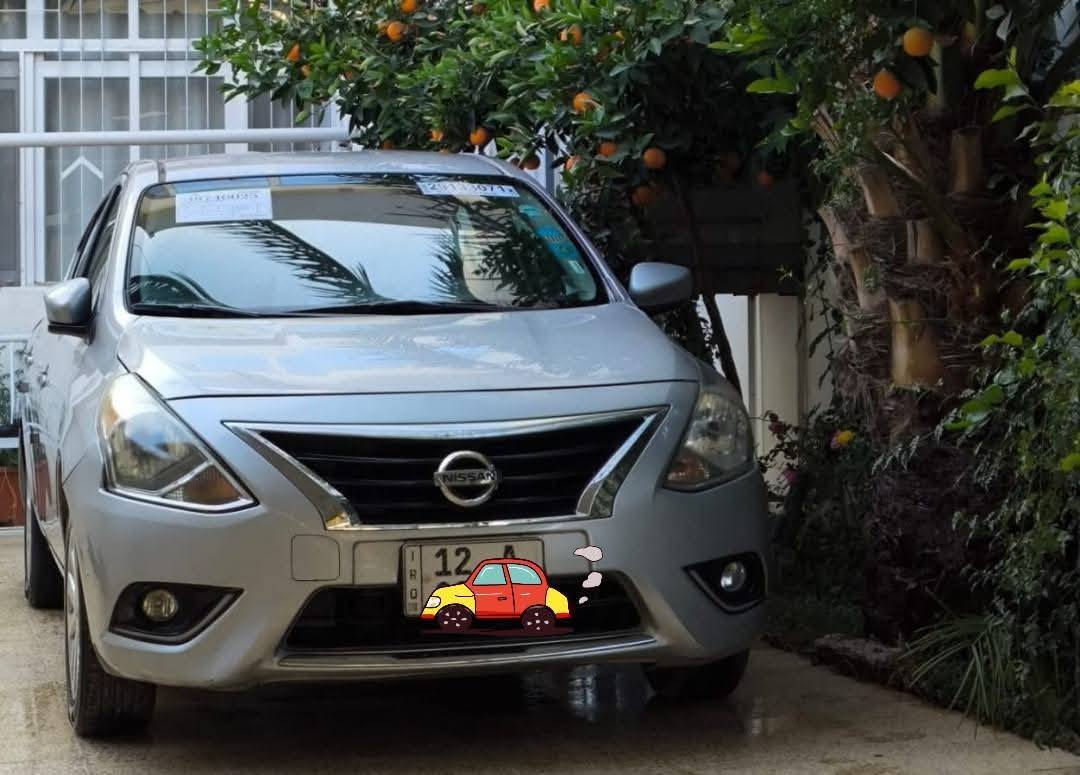 📢للبيع 
نيسان فيرسا ٢٠١٩ ماشية ٧٣ الف مواصفات بصمة تشغيل عن بعد يفتح الصندوق بالرمونت كاميرة مثبت سرعة بلاجكتورات احلى من الصور نظيفة حيل  سنوية وهزة جديدة رقم نينوى بدون صبغ بيها مكانات بارد كير توماتيك محرك شرط وكوبون بنزين بيها السعر دفتر و٦ ورقات وبيها مجال  للتواصل عالرقم من ساعة ٩ صباحاً لغاية ال١١ باليل ***********
