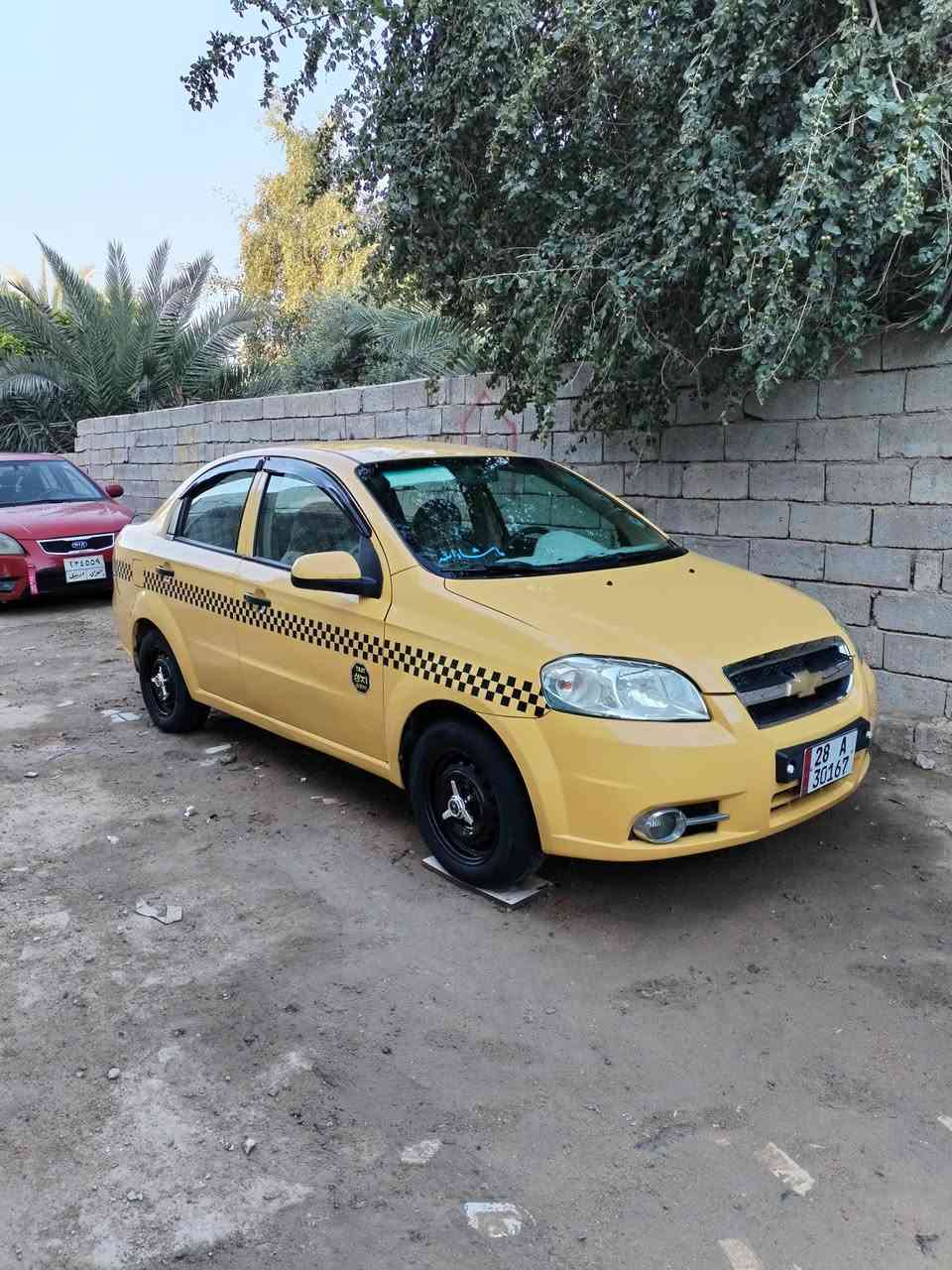 السلام عليكم افيو 2011 للبيع جير عادي او مراوس حسب القناعه رقم نجف انجليزي مصفره هيئه وغراماتك تحويل ثاني يوم ماكينه مقفوله لا بخار ولا تنقيص جير مقفول  ما بيها ضربه مصبوغه جماليه حداديه جديده تخم تائر جديد كهربائيه شغاله السياره شوفت عينك احلى من الصور تبريد شغال❄️ تدفئه شغاله:-♨️ والسياره ترايك وين ما عجبك مكاني نجف شارع المطار والسعر خاص وهذا رقمي***********
