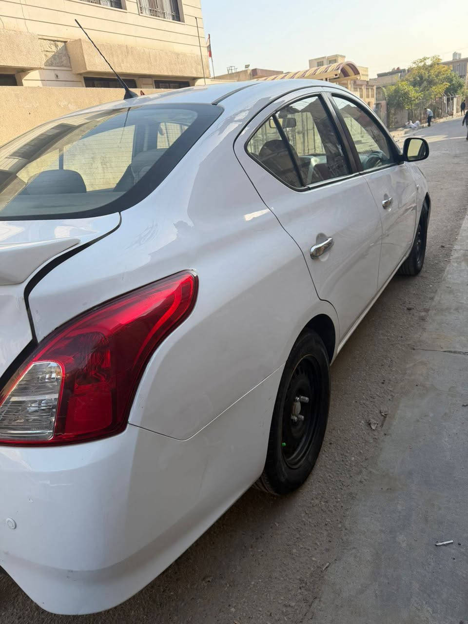 السلام عليكم نيسان صني هندي مديل ٢١ رقم اربيل بسم ولد صاحبي بغداد سونار موجود أي شخص يراسني دزه رقم ***********السعر 105 وبيه مجال حك جيه
