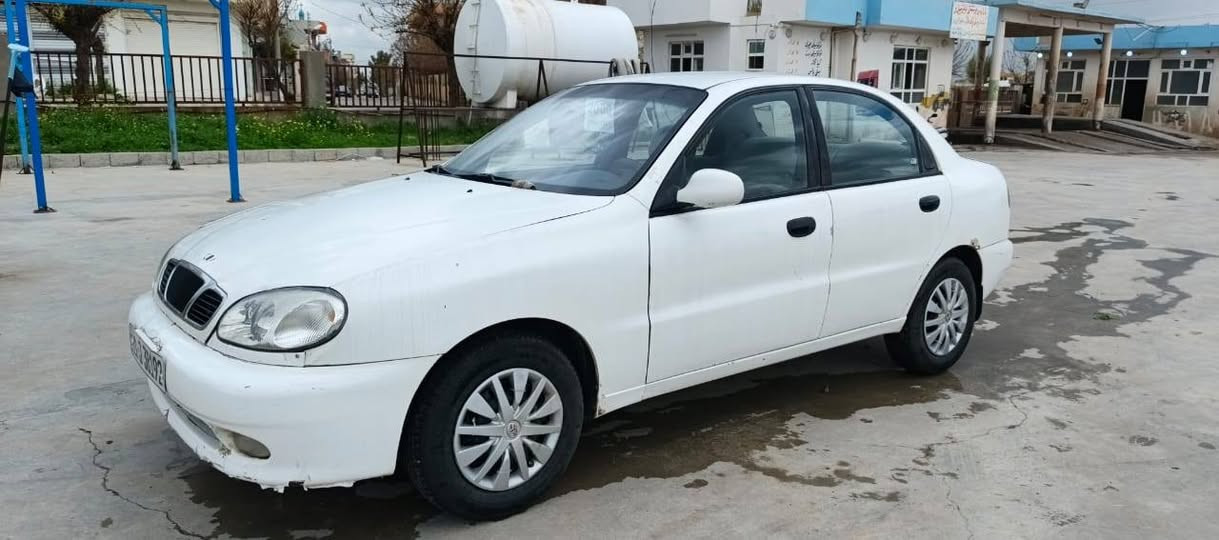 سـعــری فـرۆشــتن 35 گەڵا
دایـۆ لانۆس مــۆدێل 2000
مەکیـنە بەخ  گێڕ عــــادی
گێڕ و مەکینە بەشەرتی فیتەر
چوارتایەو ویلی لۆکی لەژێرە
تەبرید سارد و گەرم مەزبوت
تندوتۆڵی و تەقەوڕەقە بەشەرت
سەنەوی تازه بەسەرچــــووە
تحــویل و غــرامــە بەشەرت
100دۆلار غرامەی تیایە 
دوای معامەلە بـۆت دەگێڕمەوە 
ژم : ***********
شوێن : چەمچەماڵ
ئەدمین ❤ السليمانية, العراق
