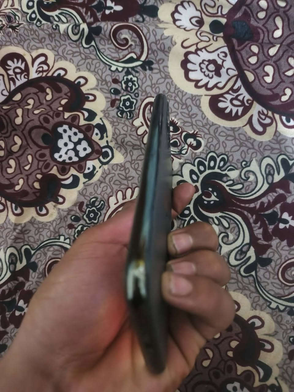 ايفون 11برو ماكس ذاكره256 جهاز نضييف كللش شخط مابي كفاله عامه بس بطاريه مرفوعه89   سعره 350   مكاني بغداد حي نصر رقمي ***********
