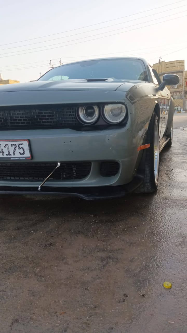 جالنجر جالنجر جالنجر
المكان ناصريه مركز
للبيع موديل 13 محدثه 21 سياره جاهزه من كلشي الصالنصات مزوده  الايت زنون الشوته مزوده بتنفس اصطناعي ولستيرن مال هيمي محدث شغال ومبرمج كامل محرك حداديه تدفئه تبريد تخم تاير كله جديد السياره مصبوغه عام للجماليه الضرر جاملغ مبدل فقط 
السعر 95 قفل
علمآ السياره رقم الماني دولي بصره ومسجله بسمي مداور ثاني يوم  
تواصل واتساب ***********
