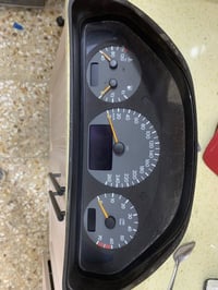 كيجات ام عيون • موديل 2000-2002 • شغالة فول