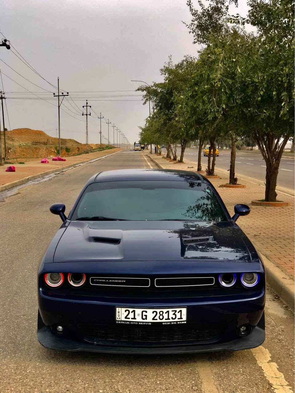 سلام و عليكم 
دوج جالنجر V6
موديل 2016 لون مميز 
صبخ بي قطعتين جاملخين امامي فقط
بدون لغد بدون ايرباك بدون شاصي شرط
سياره ماشيه 57ميل  
سياره بي هوايه اضافات 
ويل نجمة كروم شكل جديد 
لايتات متغير الوان  تحكم بل موبايل 
شوته اصلي و برمجه كامل 
دواخل كوله كاربون فايبر 
جناح  دفيوز دوسه سكوب مثلثات صالنصه روباعي 
سياره كير محرك اكسل كوله بشرط برغي مامفتوح
دعاميه لل دعاميه بشرط بدون اي مصرف 
سياره بطاقه بنزين 
رقم سنويه كوله جديد  باسمي تحويل ثاني يوم
سعر 170بي مجال قليل 
مكاني كركوك 
رقم موبايل *********** كركوك, العراق
