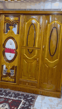 650غرفه خمس ابواب زاويه كنتوريه مال عرسان بغداد الحسينيه مال الراشديه وعندي توصيل ***********
