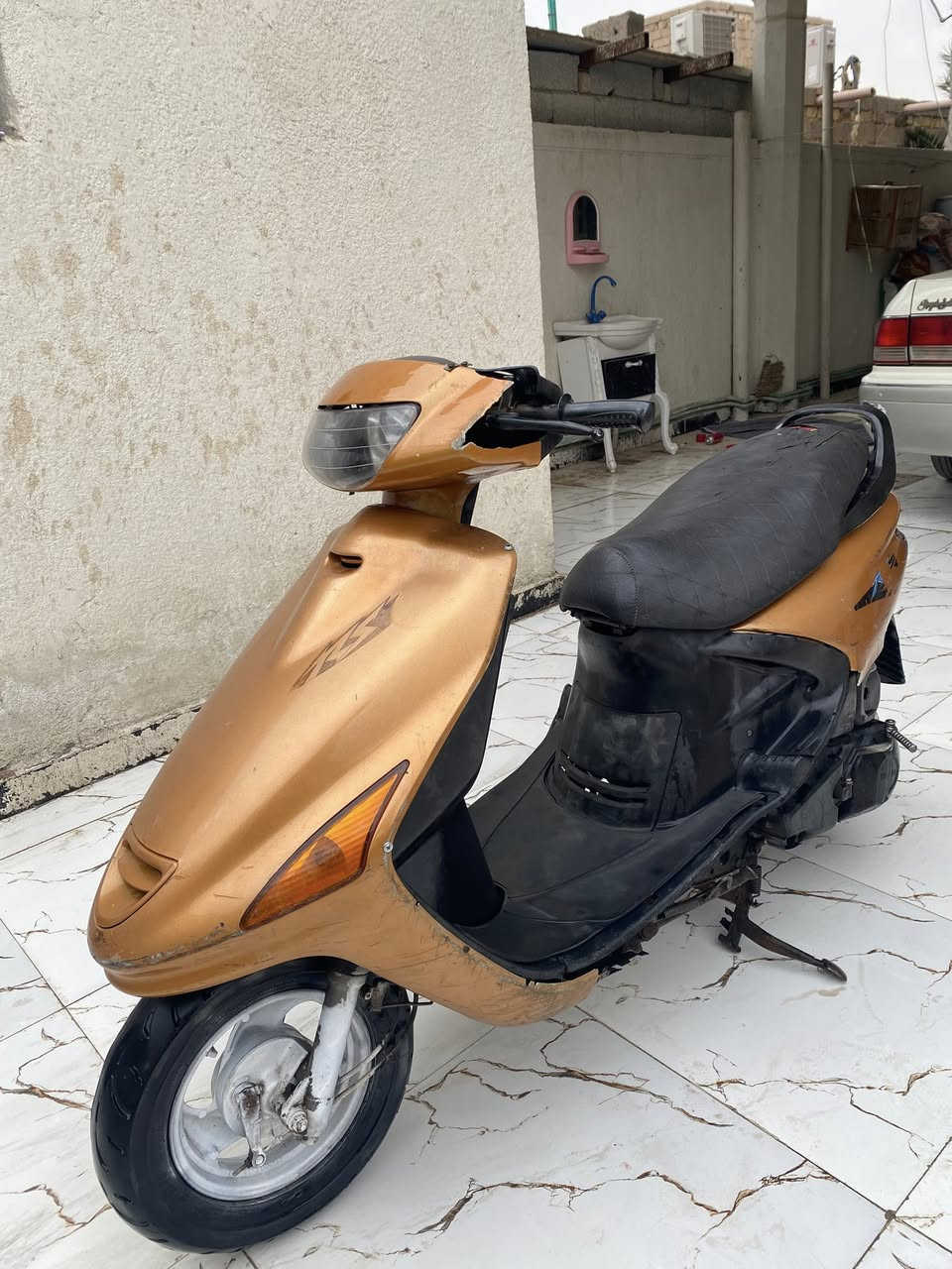 السلام عليكم دراجه فراشه للبيع محرك ناعم يخبل كهربائية كلهن يشتغلن سلف هندر اشاير بكلايت عينه فقط الايت الكدام مايشتغل الدراجه مامفتوحه محركها حلوه ناعم لانضوح لاتنفيص لاتبخير الدراجه حلوه مرتبه مشيها حلوه كفرها بلادي عنواني بصره ابو الخصيب السعر ٢٥٠ وبيها مجال هاذ رقمي ***********
