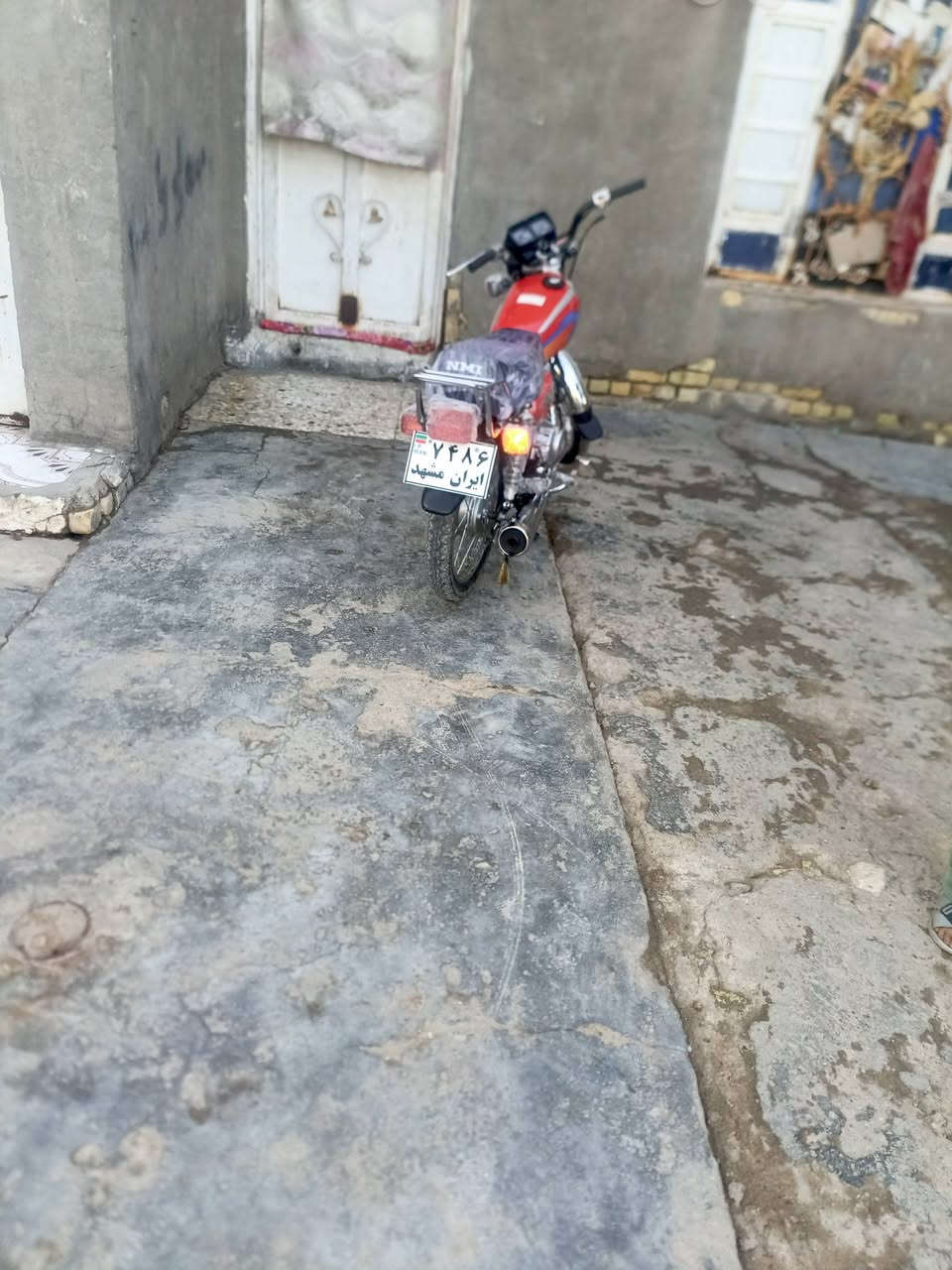 سلام عليكم  دراجه البيع نامه شلامجه الصلي  دراجه زيرو شرط كفاله عامه  محرك بس مفيلس فقط شرط دراجه  دراجه بدون مكفوله سرقه وعشائر  العنوان ميسان طريق الكحلاء تقاطه سيد سفيح  ***********
