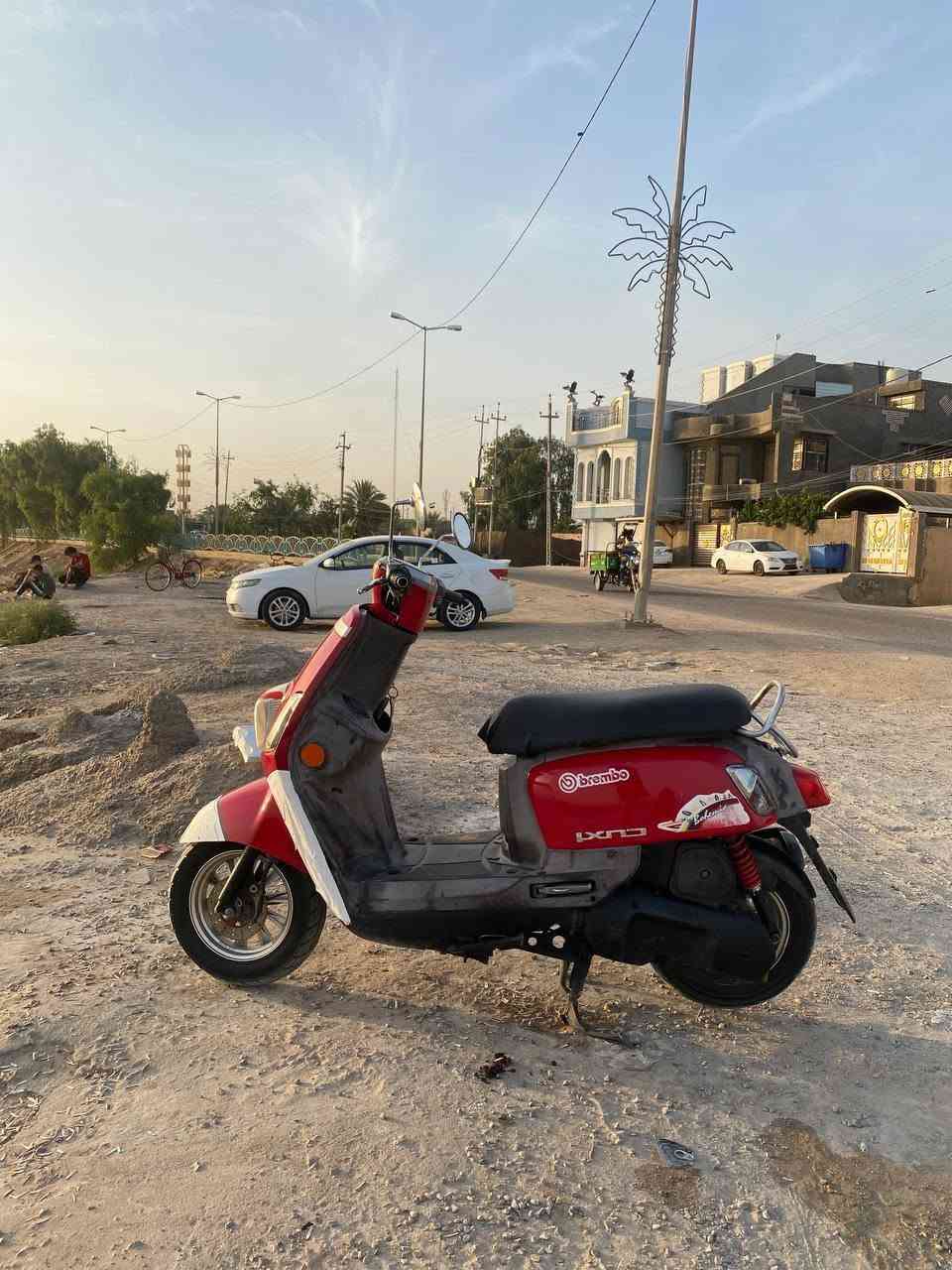 بسبب الوعود الكاذبه مسطره 11 الدراجه تخبل وناعمه وع ايدي 
بيها نواقص شوي مليون وبيها مجال ***********
