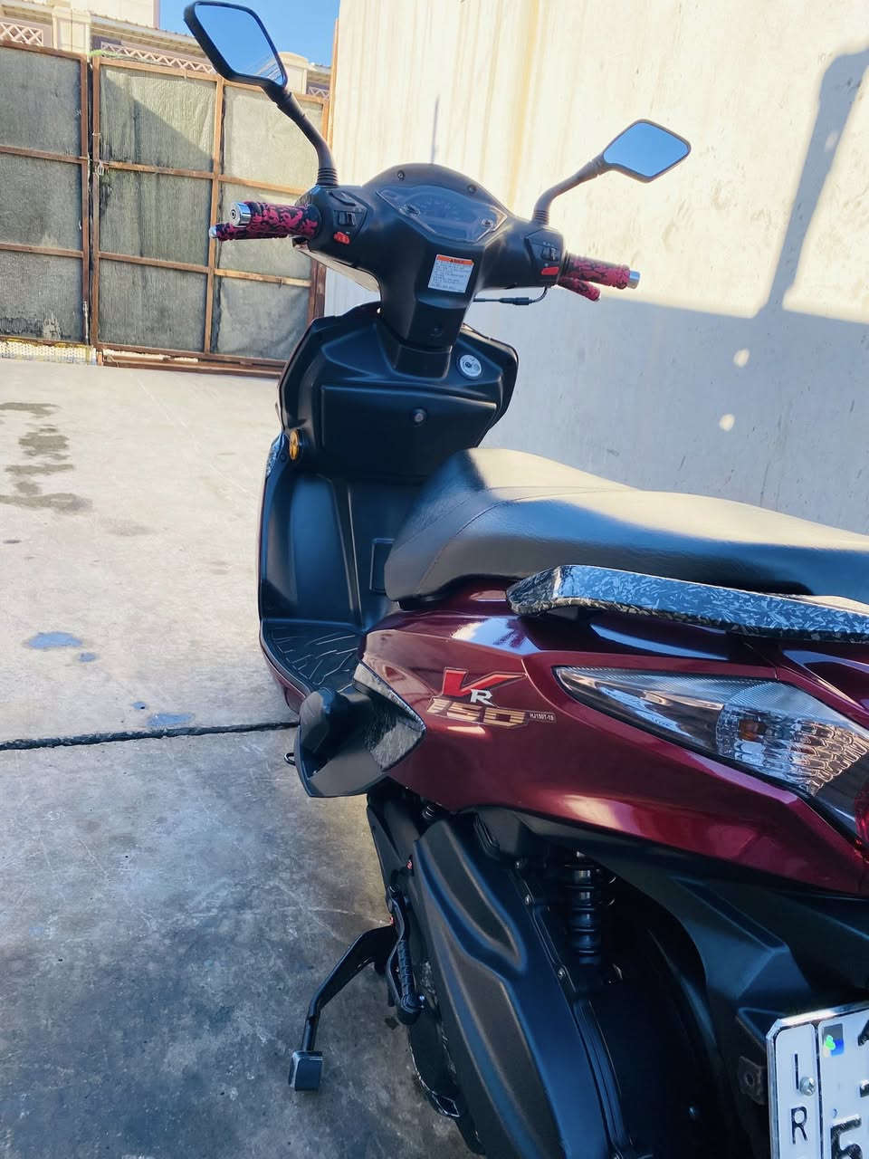 السلام عليكم … دراجة هاوجي للبيع
موديل 2023 مرقم إنكليزي تحويل ثاني يوم بي حماية ضد الجلخ 

الدراجة لله الحمد كاملة مواصفات 

للاستفسار ***********
