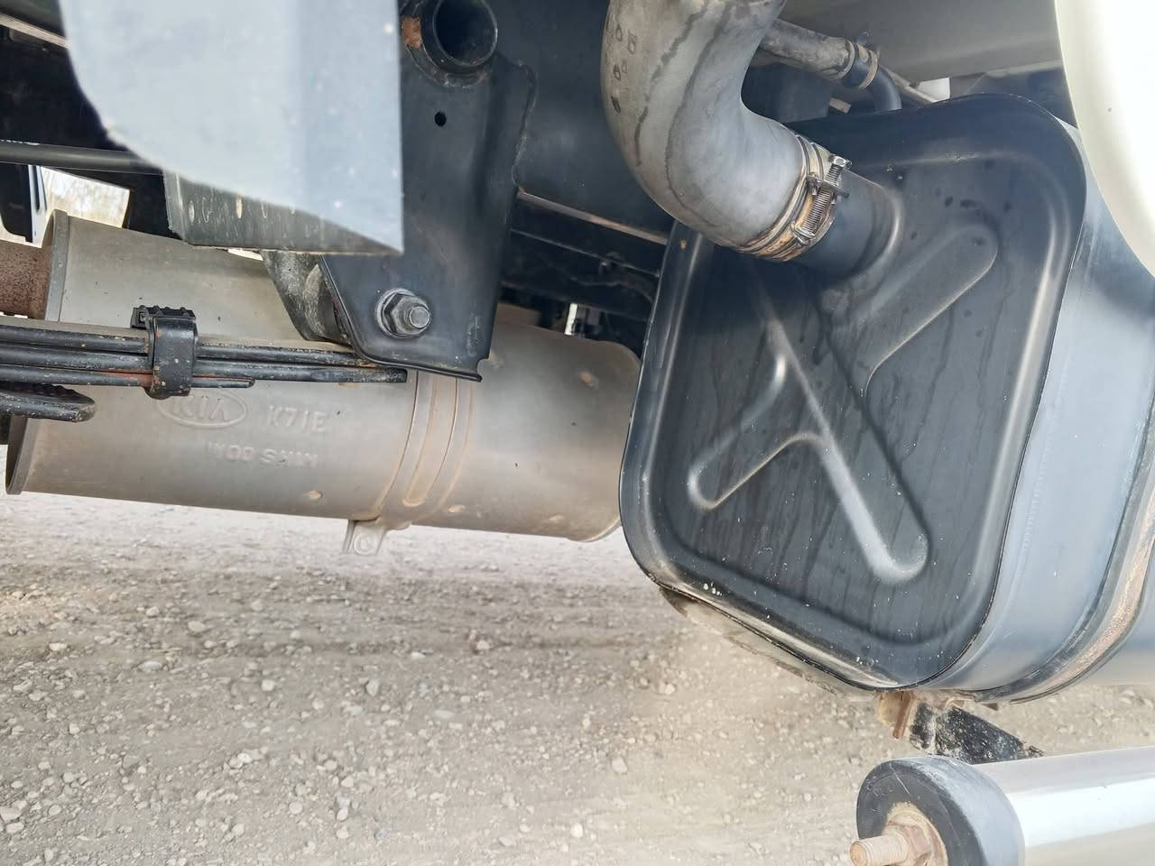 سلام عليكم كيه موديل 2022 سياره جديده مكفوله كفاله عامه من كلشي من شخط ***********من رصعه سياره تايرات شركه مامبدلات سياره بحال زيرو رقم واسط نكليزي بسمي تريد تحويل تريد وكاله تبريد ثلج ستلام عليدي مامفتوح برقي علوظع شركه ماشيه 54الف  سياره فول مواصفات ام لكين  سياره لاتنشد عل تفاصيله سياره نظيفه زيرو ***********
