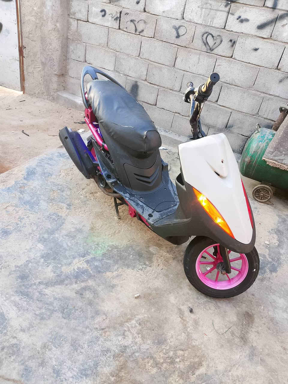 سلام عليكم دراجه ماكس عدله مال لعب كهربايات كملة كلهة شغالة كملة مكمله الدراجة حربيه للبيع الشراي خلي يتصل هذة رقمي ***********مكاني بصرة زبير
