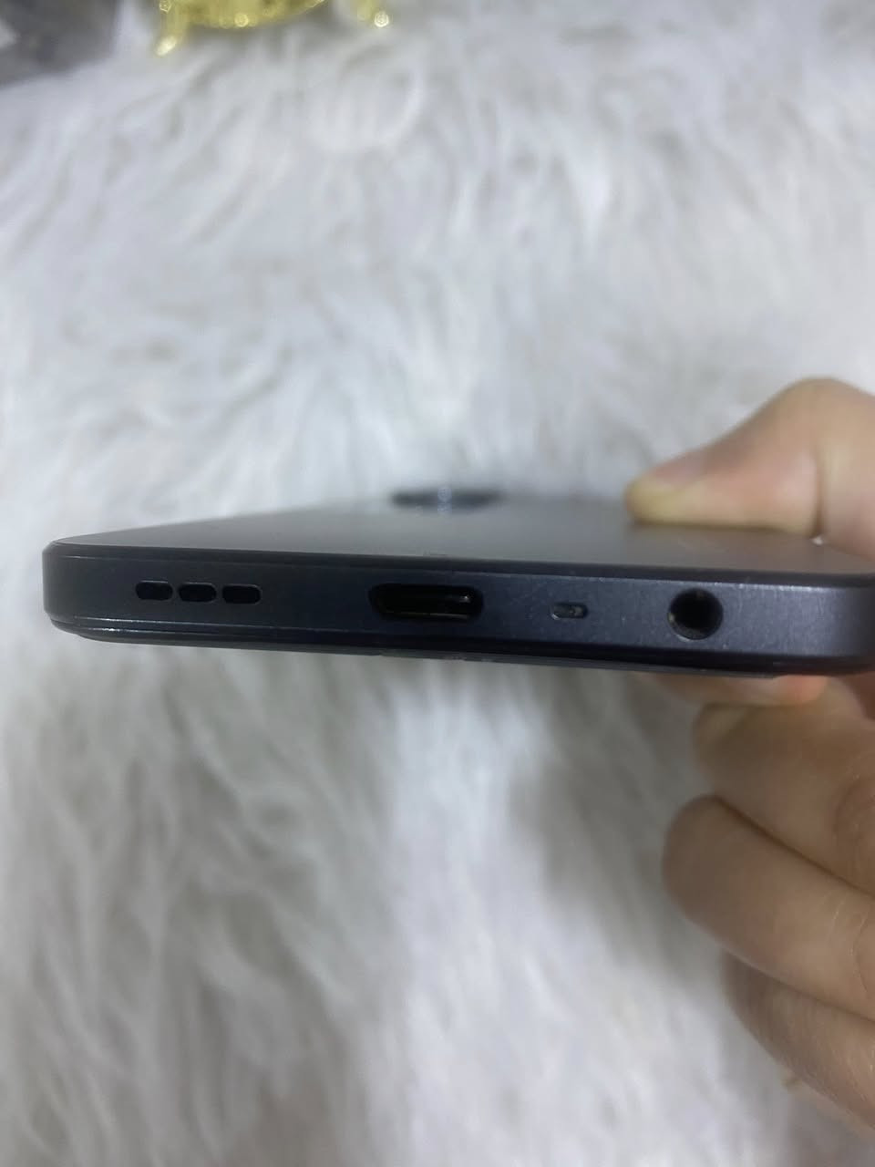 OPPO A78
للبيع نضيف جدا مامفتوح ولا مصلح ابد مكفول

ذاكرته 
8 غيغابايت + 256 غيغابايت
المعالج 8 نوى
البطارية 5000 ملي 
شحن سريع 
بصمة اصبع وجه 
‏175الف


**إذا كنت صاحب هذا الإعلان وتريد حذفه لأي سبب، رجاءا أرسل رسالة إلى الدعم الفني**