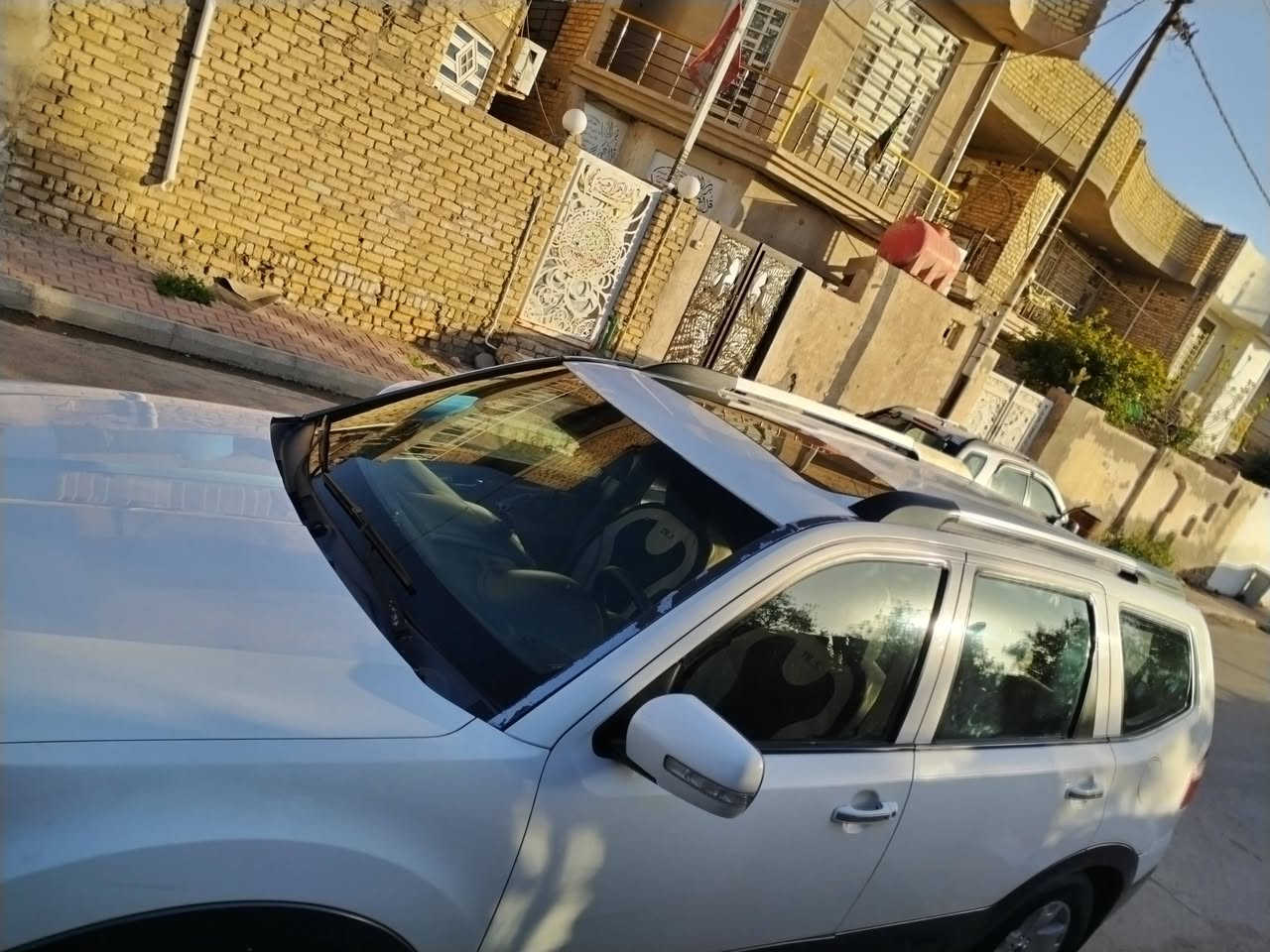 السلام عليكم مهافي ٢٠١١ فول مواصفات تبريد ٣ قطع كشنات كهرباء جنطه شفط بصمه تشغيل بصمه أبواب فتحه رقم بغداد انكليزي بسمي سنويه جديده مكينه جديده كير خير من الله تخم تاير باتري جديد صدر نضيف بيهه شبر ب الجنطه مكاني واسط مركز المدينه  للاستفسار *********** السعر خاص
