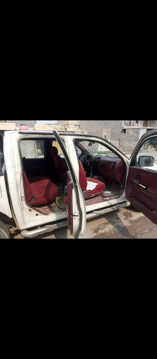 للبيع سياره كنو موديل 2011 السياره نظيفه بس يرادله ترتيبات السياره مال ورثة اوديك  عليهم المكان بغداد المحمودية الاستفسار على الرقم ***********
