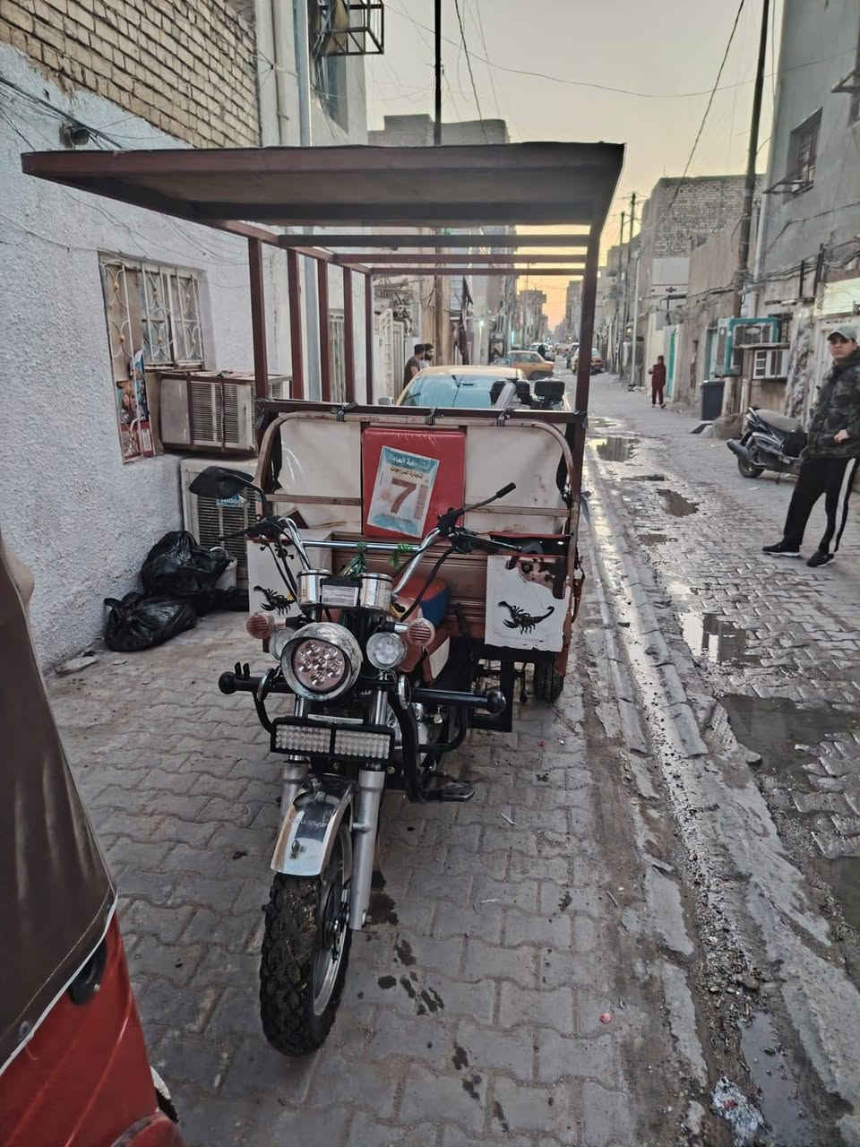 السلام عليكم ستوته جاهزه للبيع كله جديد 2019 بلاديه اوراقها كامله مكاني بغداد الشعلهه جريده بخير وتدلل ***********
