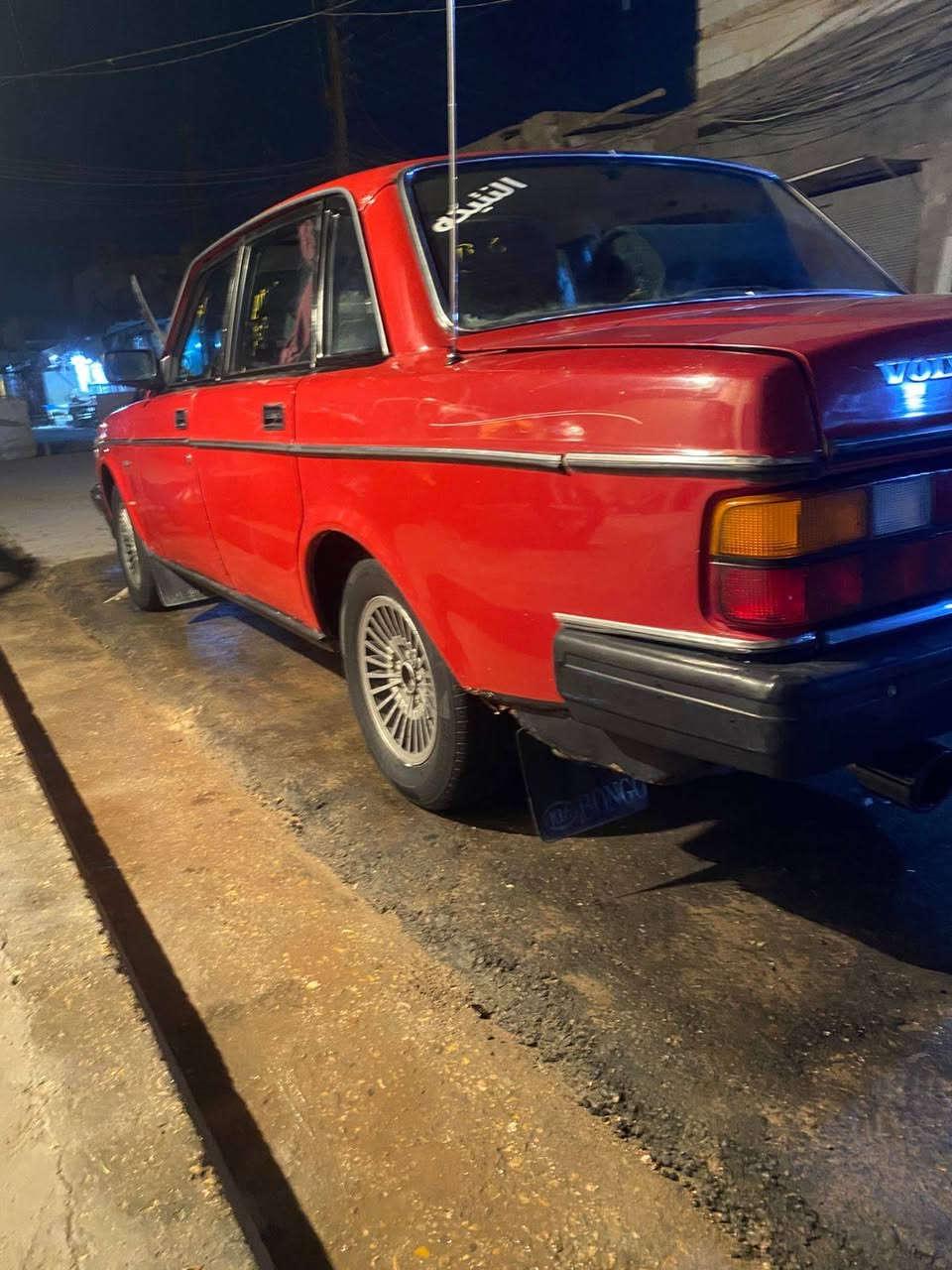 سلام عليكم سياره فالفو رقم نكليزي بسمي مراوس  حتلو سيره مرتبه ونطي فراق او بيع  سياره مكينته  ونجي صاطره السعر 40 وبيه مجال تصال عله الرقم *********** مديال ٨٥ للمكان النحغ شارع المدينه
