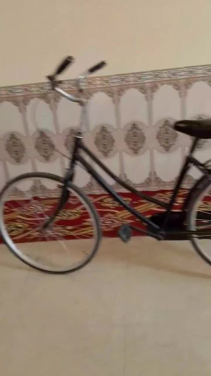 سلام عليكم  بيسكل بناتي حجم 26اللبيع موديل 14بيسكل نضافته 70/100 دسك وتايرات وصينيه توني شادهن ويل خلفي مبدل الويل مالته الاصلي موجود جاملغات جدد خلفي وكدام متواجد فيس بوك مكاني ناصريه قضاء الصلاح شراي بي خير ويدلل والمو شراي لا يدوخني


**إذا كنت صاحب هذا الإعلان وتريد حذفه لأي سبب، رجاءا أرسل رسالة إلى الدعم الفني**