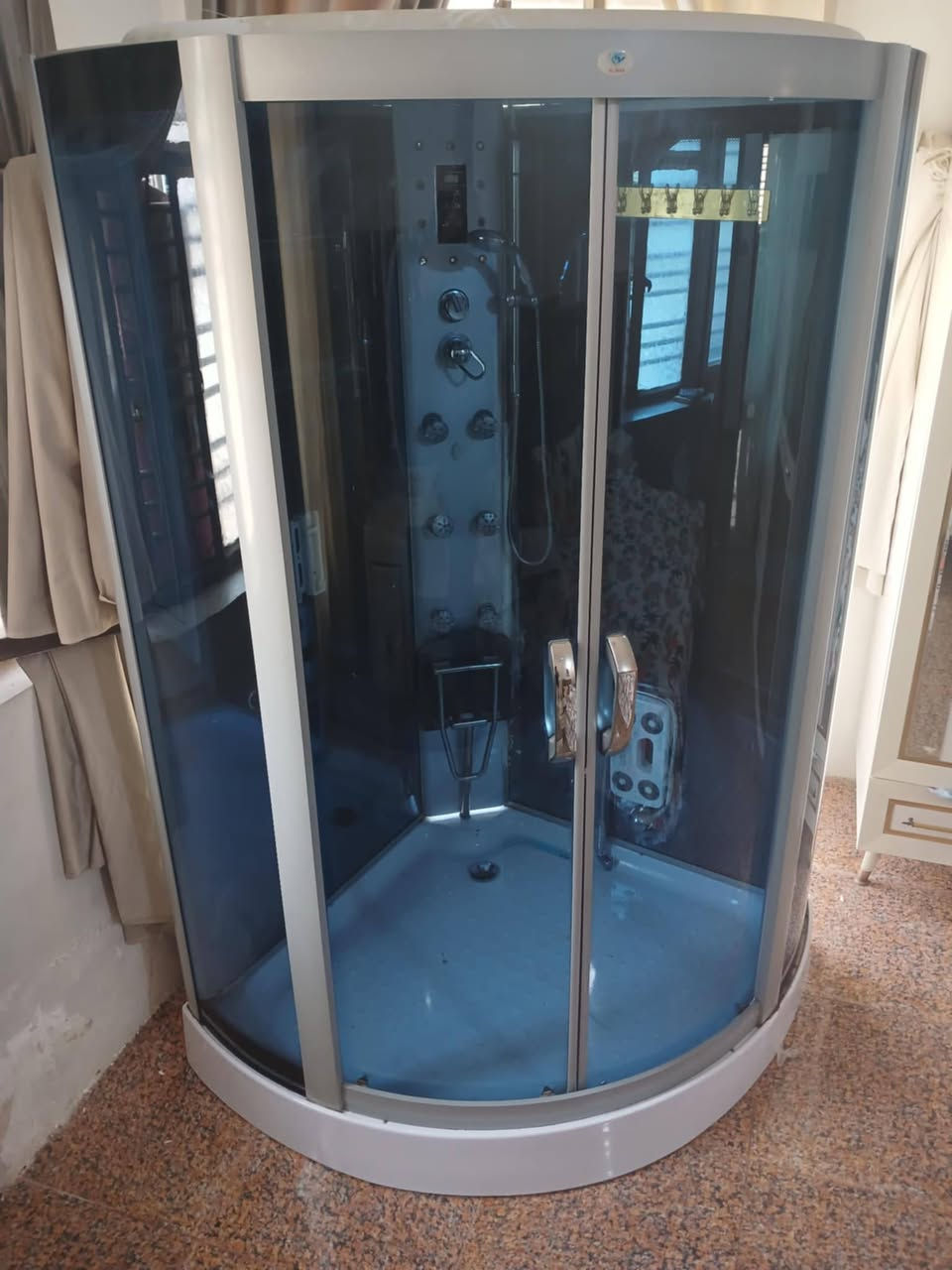 حمام غرف تركي نضافه 100/90 بل غزاليه مكان سعر 175


**إذا كنت صاحب هذا الإعلان وتريد حذفه لأي سبب، رجاءا أرسل رسالة إلى الدعم الفني**