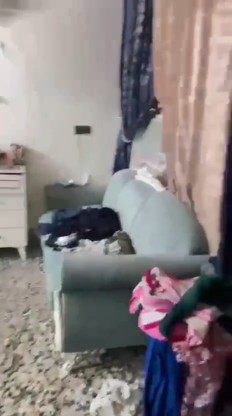 بيت للبيع بغداد ابودشير ، سعر مناسب جدا 
***********