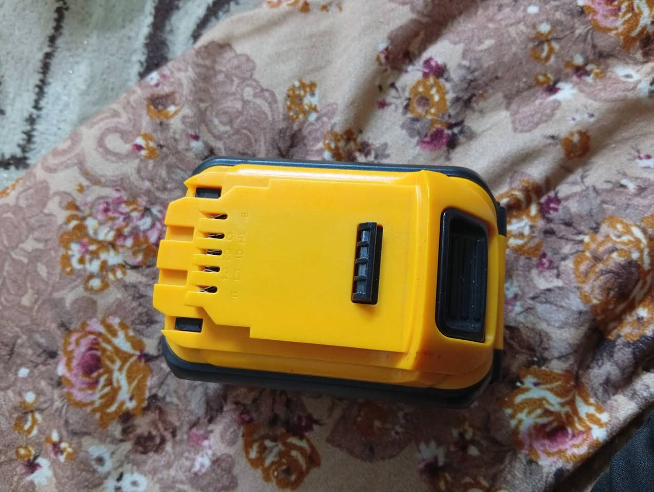 اسلام علیکم بطاریە امزون لوک اورجینال ترهم عل دیولت امریکی 12 امبیر 20 فولت الی 60 فولت های شرط شرای تعال خاص


**إذا كنت صاحب هذا الإعلان وتريد حذفه لأي سبب، رجاءا أرسل رسالة إلى الدعم الفني**