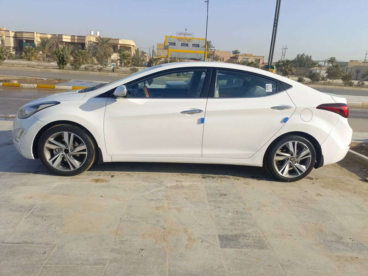 النترا موديل 15خليجيه بيه طرف الجاملغ بي بارد وبيه دوسه صبغ ول باقي كفاله كير ومحرك وحداديه سياره جاهزه لخير سعر 128وبيه مجال عنوان ذي قار مركز قرب جسر السريع ***********
