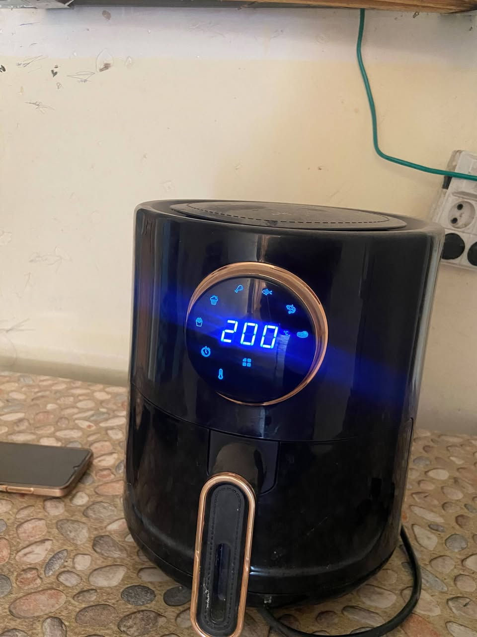 قلايه كهربائيه بدون زيت للبيع النضافه 100،٪مستخدمه شي قليل سعرها بالسوق 50الف أبيعها ب 35000 مكان حصيبه الشرقيه للتواصل متواجد ماسنجر


**إذا كنت صاحب هذا الإعلان وتريد حذفه لأي سبب، رجاءا أرسل رسالة إلى الدعم الفني**