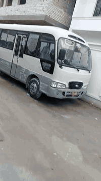 للبيع كوستر هوندا موديل 2006 بس وزرته يرادله صبغ ميكانيك حداديه تايرات كامل مال ورثه  ومعاملته خلاصت بقت ع بصمه للستفسار ع الرقم *********** غير متواجد ع فيس السعر 125 بيه مجال شي قليل مكان السياره بغداد سبع ابكار
