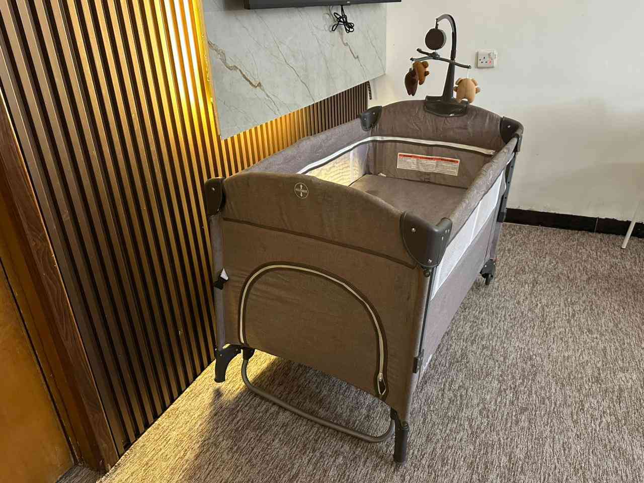 سرير كيديلو  ثابت وهزاز يفتح من حانب الام  يصير قفص مع كامل ملحقاته اخذته ب130 اريده ب90


**إذا كنت صاحب هذا الإعلان وتريد حذفه لأي سبب، رجاءا أرسل رسالة إلى الدعم الفني**