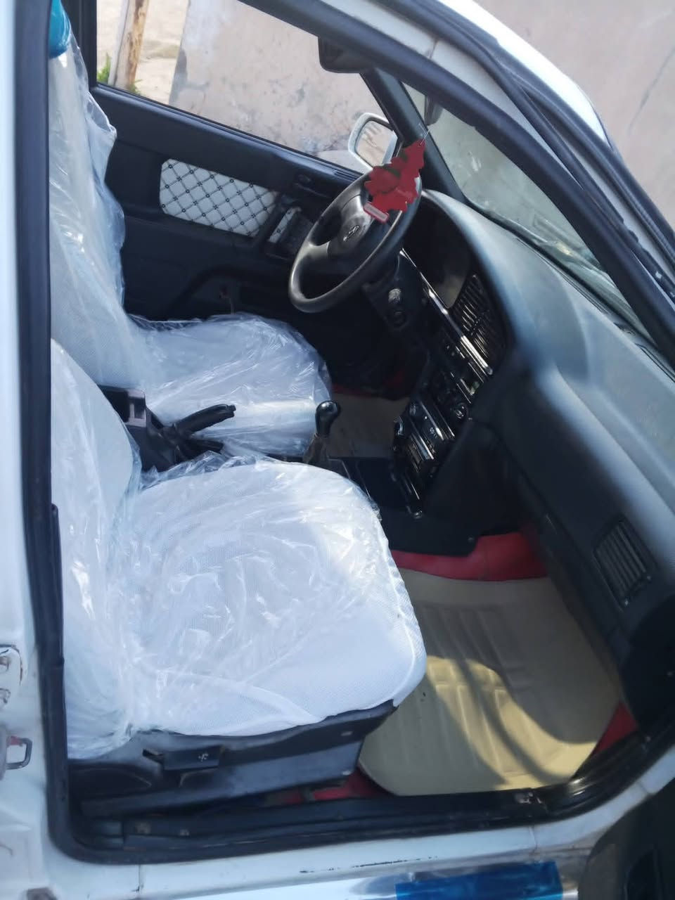 السلام عليكم النترا موديل 93 رقم بغداد دولي  مكان السياره صلاح الدين ناحيه الاسحاقي رقم الهاتف ***********
