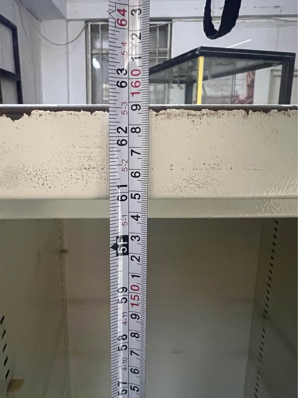 قاصة حجم كبير ضد الحريق وزن ثقيل ماركة عالمية القياسات موجودة بالصورة سعره ١.٢٠٠ دولار 
مال محل صياغة فلشنا المحل 
المكان كركوك شورجة كركوك, العراق


**إذا كنت صاحب هذا الإعلان وتريد حذفه لأي سبب، رجاءا أرسل رسالة إلى الدعم الفني**