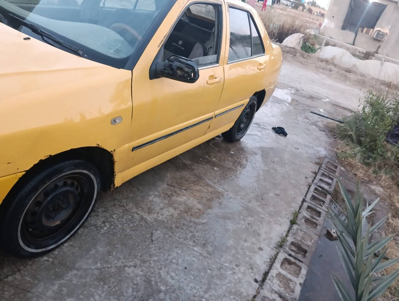 سلام عليكم سياره شيري كوين2013 مكينه رنك يطق سيفيا مكفوله من ضربه قويه بيه طخه بلجاملغ سياره ماكامله بيه نقوصات قليله  بروربن كتف سعر 22وبيه مجال ***********او ***********
