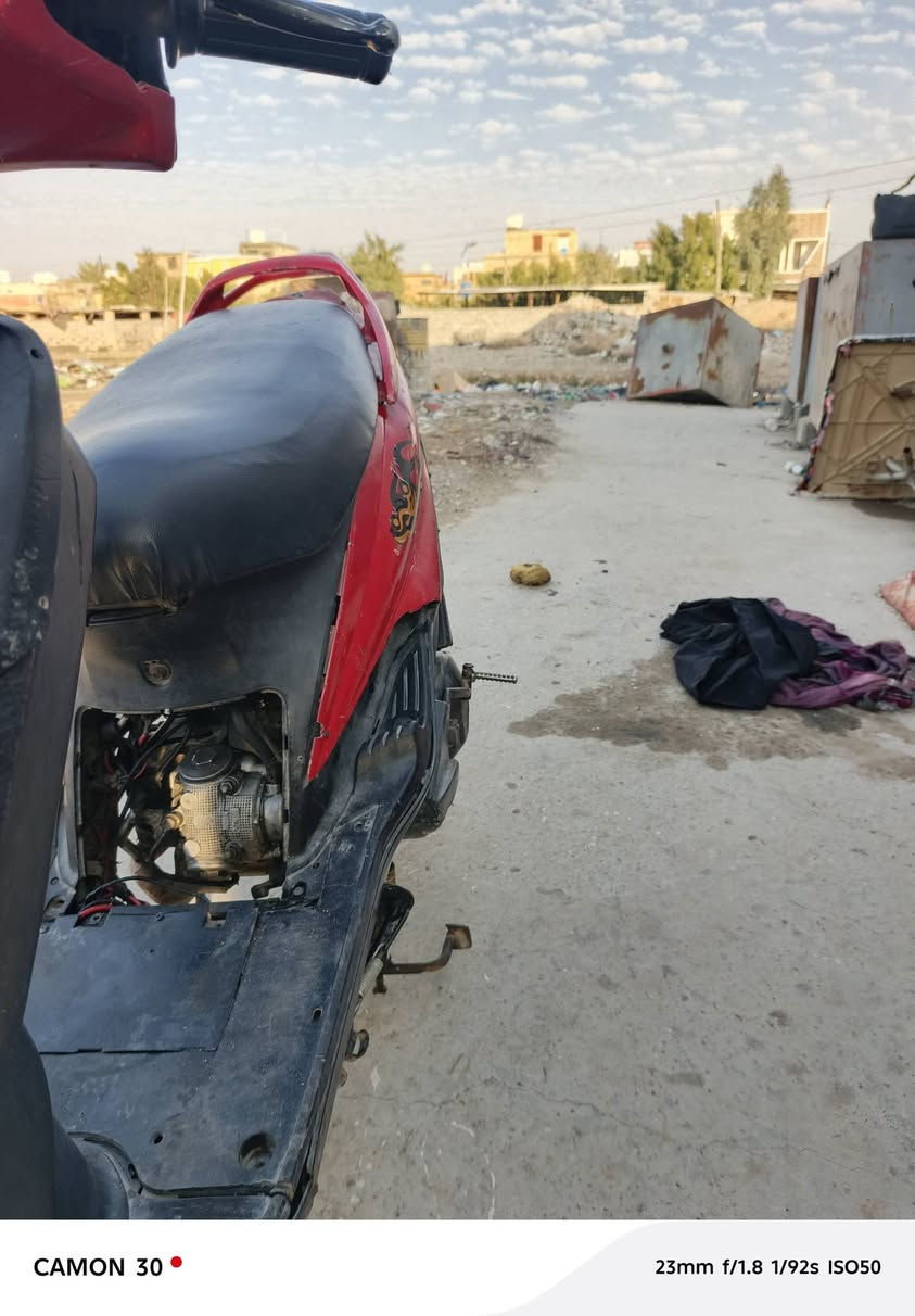 سلام عليكم دراجه ماكس ١٤٠ شغاله كامله سلف شغال لبيع سعر ٣٠٠ مكان بغداد الحسينيه ***********
