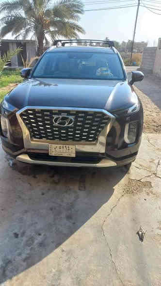 هونداي باليسايد 2022 1/1 لمتد فول مواصفات
رقم بغداد ماشية ٦١ الف كيلو متر
المحرك : 3.8L V6
حادث دعاميه امامية مبدل بنيد +صبغ الجاملغات
بدون لغود او شاصي صور الحادث مرفقة مع الصور ارباك استيرن فقط 
اللون : كرزي
المواصفات : 
فتحتين سقف 
داخل ابيض 
كشنات vip منفصل 
السيارة موجوده بغداد
السعر 245
الاستفسار على الرقم ***********
