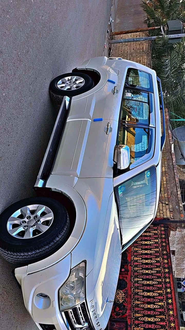 سلام عليكم للبيع باجيرو مديل 2011 فول مواصفات حبتور مكفوله كفاله عامه ماعده جاملق صبغ فقط رقم بغداد تحويل مباشر ***********//***********
