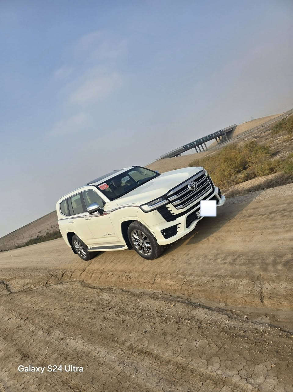 تويوتا لاندكروز موديل 2024  VX
فول مواصفات رقم بغداد 
كفاله عامه عدا جاملغ ا مامي مبدل 
ماشيه 12 الف اخت زيرو 
محرك 6 سلندر 
بيع او مراوس حسب القناعه
عنوان بابل للإستفسار *********** سعر 640
