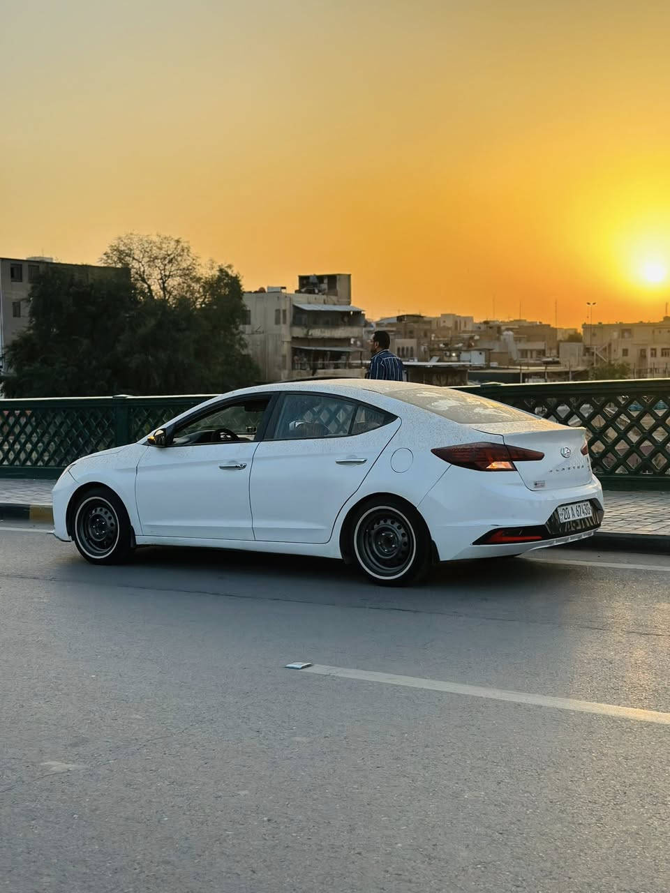 النترا 20  خليجي
ماشيه102 حقيقي 

سياره جاهزه كير مكينه  تبريد تخم تاير. حداديه 

سياره بدون  دواخل 

بيه بنيد مصبوغ بدون فتح 

وجاملغات خلفيه 

وبيه بارد بل قماره 

سياره فول 

سعر 130$ مكاني بغداد 

***********
