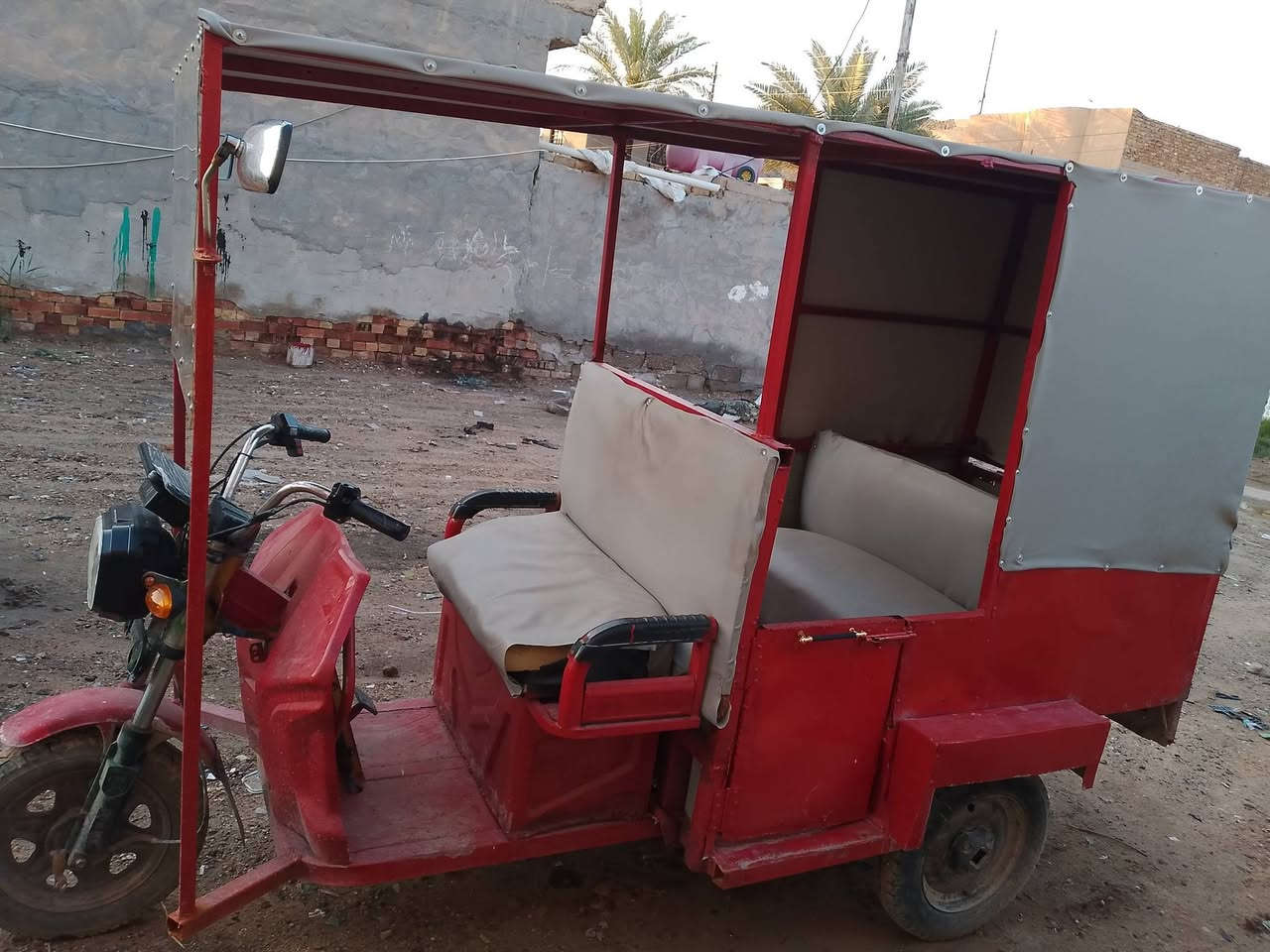 السلام عليكم هيه تكتك هيه ستوته شحن للبيع كلشي شغال اي عطل مابيه بطارياته مصطره الشراي ***********
