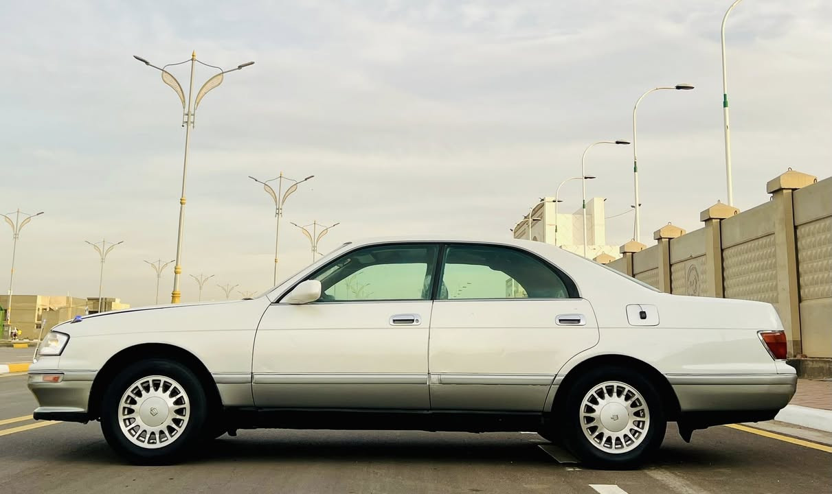 السلام عليكم 
بطه منفصل لون صدفي رقم كربلاء مشروع وطني موديل 1995تحويل مباشر مكفوله كفاله عامه كص ونقل جثه وعيب شرعي وضربه وخياس مكينه وكير كارتون كهربايات حداديه تخم تاير جديد غرفه جديده سياره مال جناي مكاني كربلاء السعر 63وبيه مجال لشراي لستفسار  ***********
